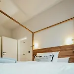 펜션 Semi-detached House Near Schaalsee And Hamburg *